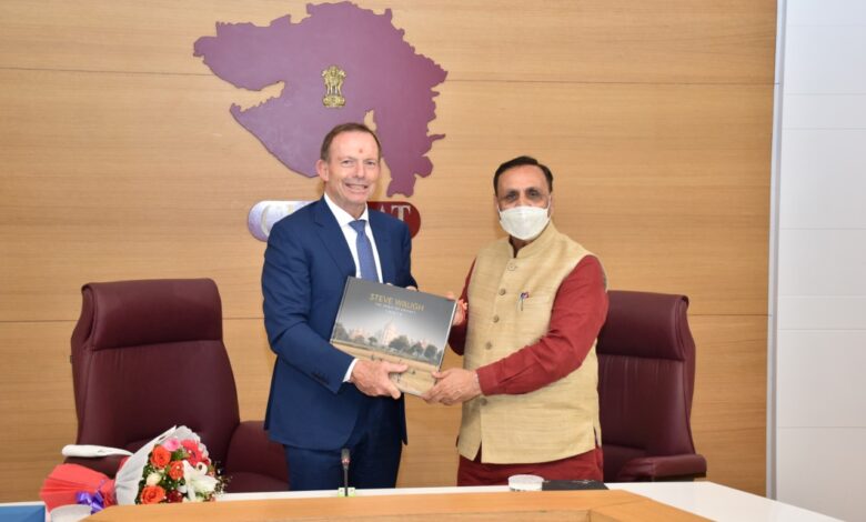 Former PM of Australia Mr. Tony Abbott pays a courtesy visit to Gujarat CM Mr. Vijay Rupani at Gandhinagar